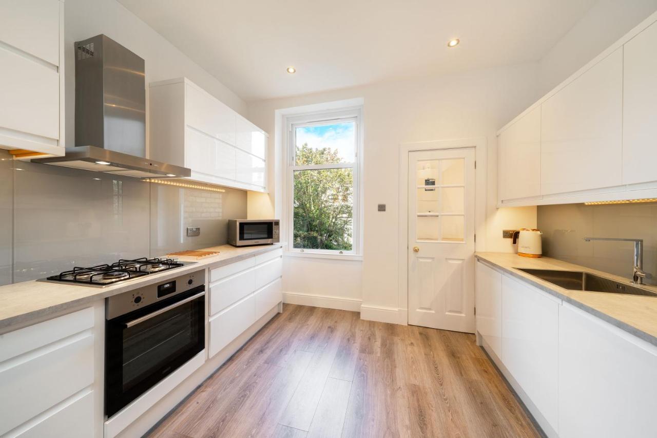 Jane'S Place - Chic 2 Bed Apartment Dundee Luaran gambar