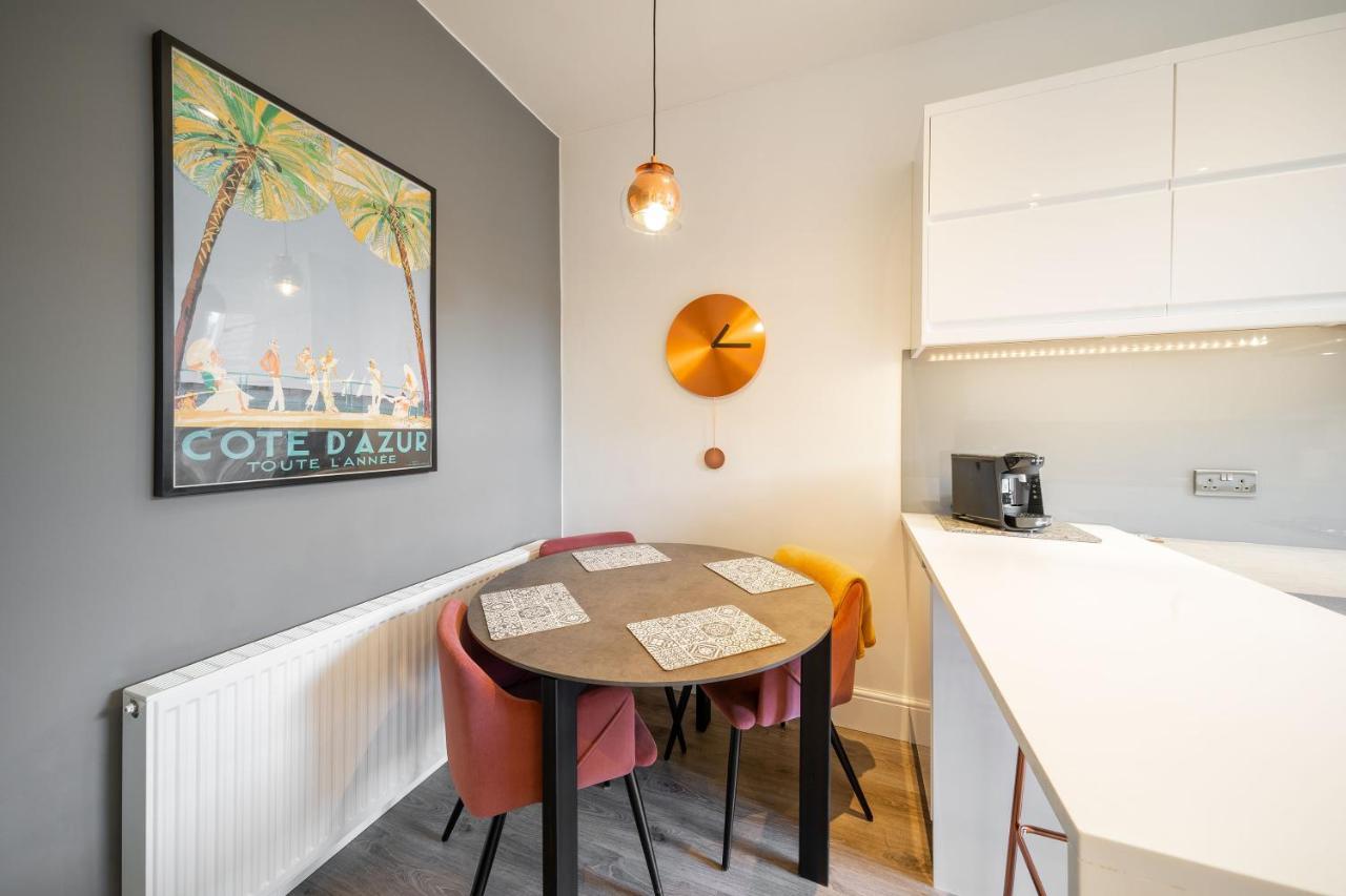 Jane'S Place - Chic 2 Bed Apartment Dundee Luaran gambar