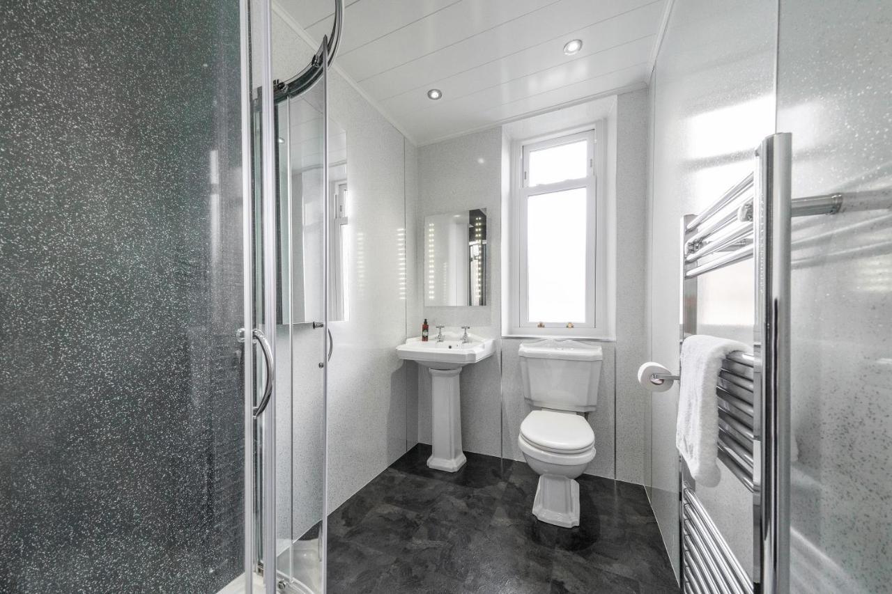 Jane'S Place - Chic 2 Bed Apartment Dundee Luaran gambar